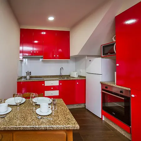 Curras En Tourinan Apartment *